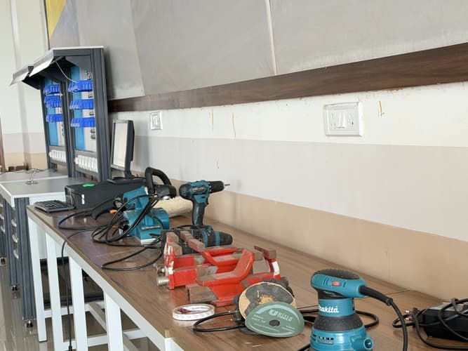 Center for Design Studies Indore Labs photo 9